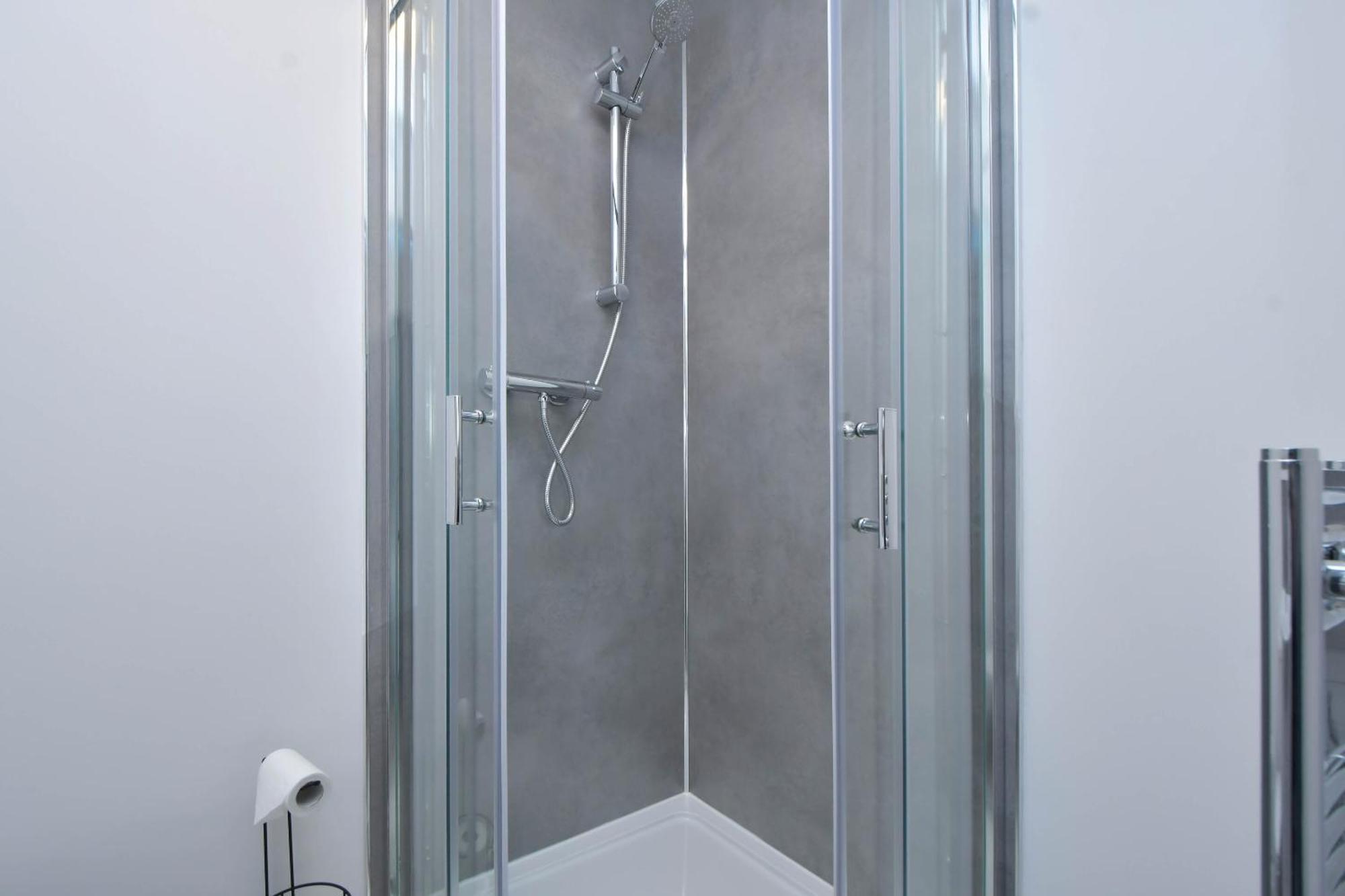Stay At Shobnall Road Rooms And Studios Burton Buitenkant foto