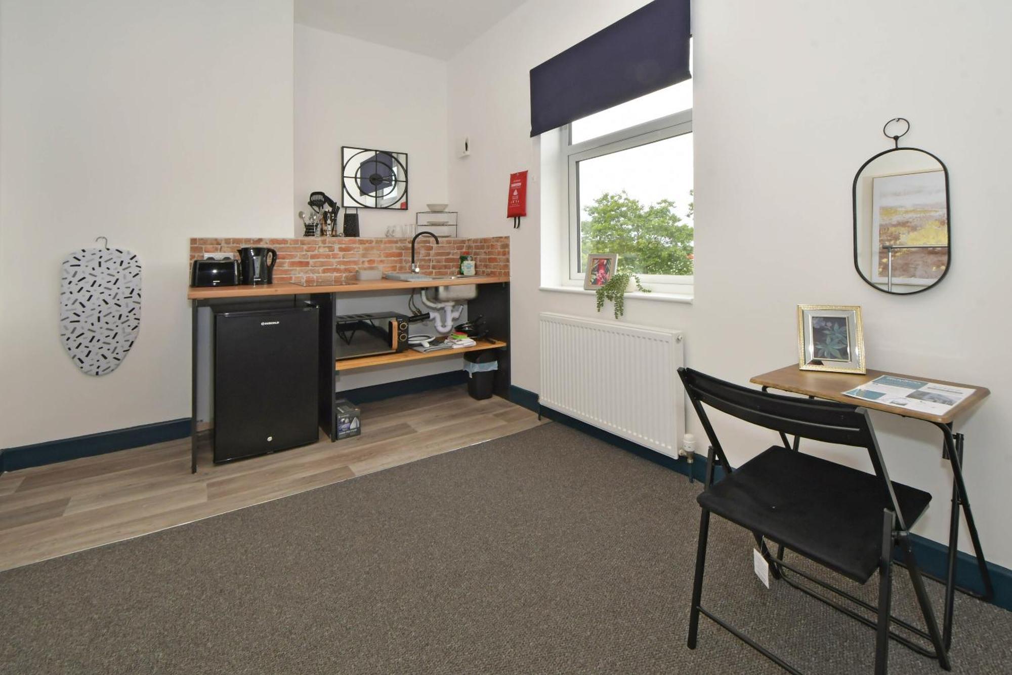 Stay At Shobnall Road Rooms And Studios Burton Buitenkant foto